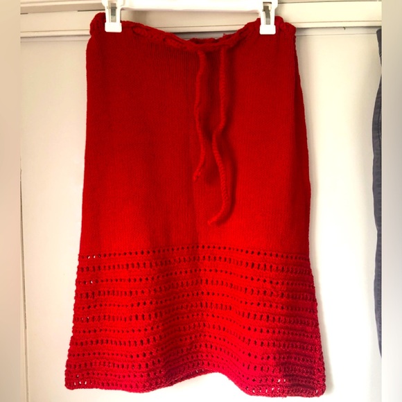 Womens Red Skirt, Hand Knit, Size 10-12, Classic Flair Eyelet Detail - Picture 1 of 12